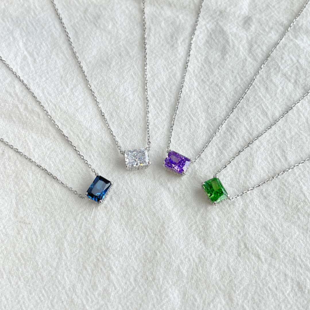 [Amore Jewelry]Luxurious Square Shape Colorful Necalack