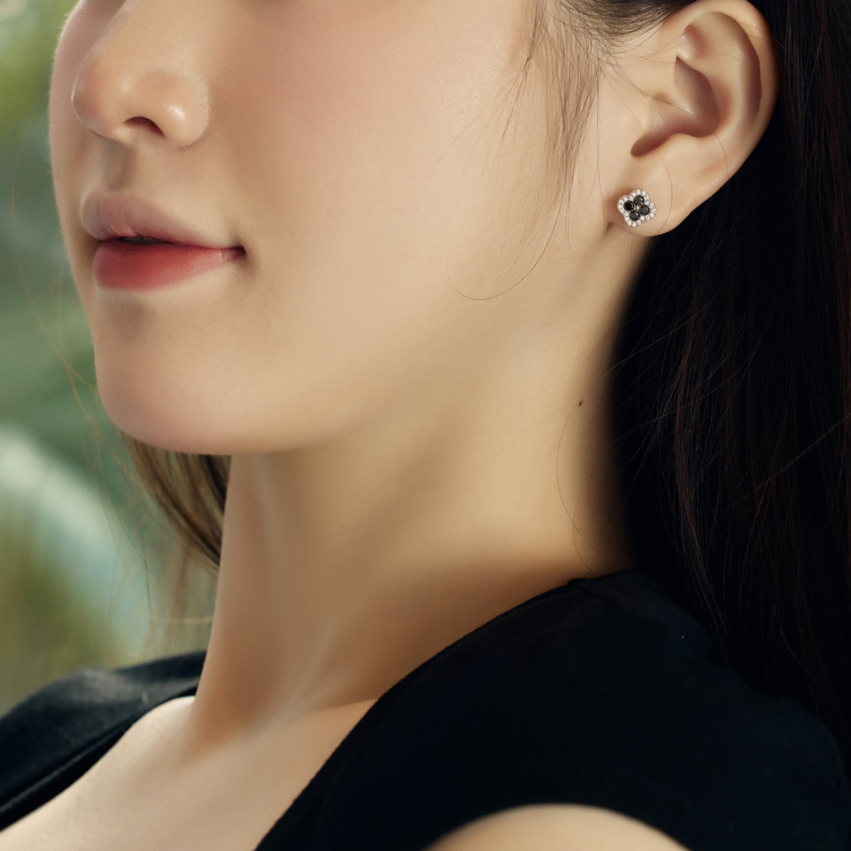[Amore Jewelry]Four-Leaf Clover Flower Shaped Earrings