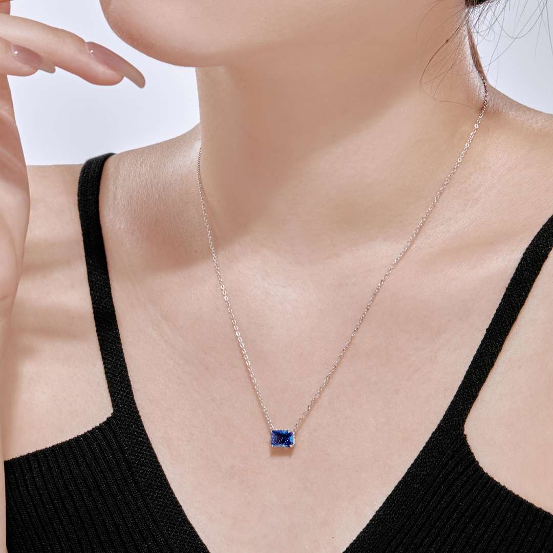 [Amore Jewelry]Luxurious Square Shape Colorful Necalack
