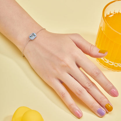 [Amore Jewelry]2.0 Carat Sparkling Colorful Emerald Cut Daily Bracelet