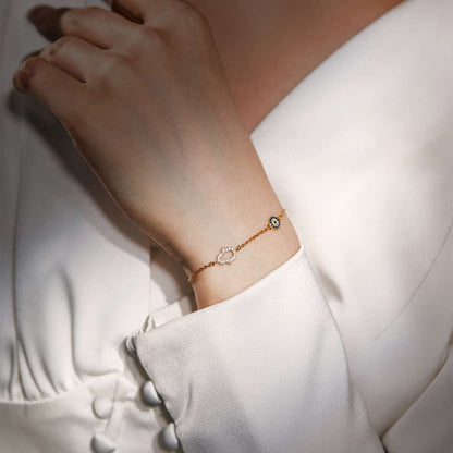 [Amore Jewelry]Gost Shape & Round Shape Necklace