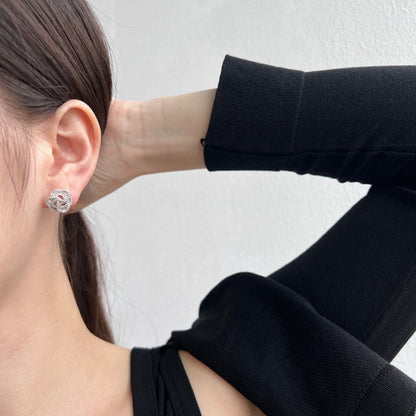 [Amore Jewelry]Exquisite Flower Shape Daily Earrings