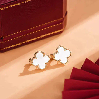 [Amore Jewelry]CLOVER MEDIUM 1 MOTIFS  WHITE MOP STUD EARRINGS