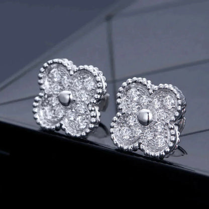 [Amore Jewelry]CLOVER 1 MOTIFS DIAMOND STUD EARRINGS SILVER