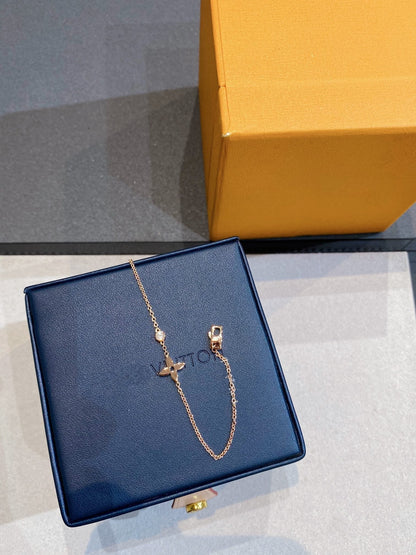 [Amore Jewelry]STAR DIAMOND PINK GOLD BRACELET