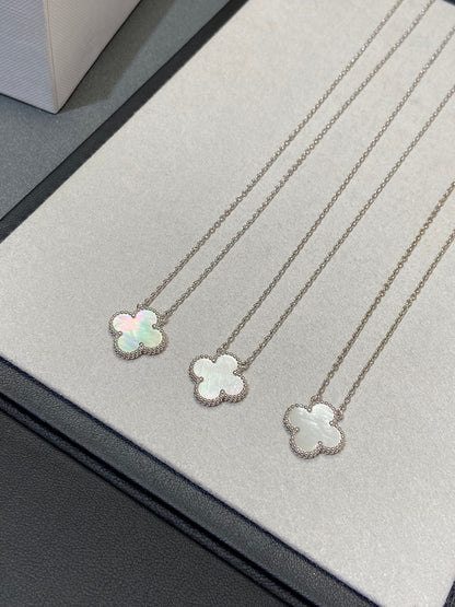 [Amore Jewelry]CLOVER MEDIUM SILVER WHITE MOP NECKLACE