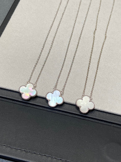 [Amore Jewelry]CLOVER MEDIUM SILVER WHITE MOP NECKLACE