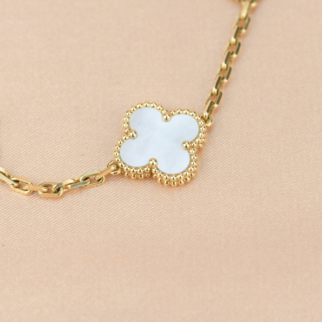 [Amore Jewelry]CLOVER  5 MOTIF WHITE MOP BRACELET