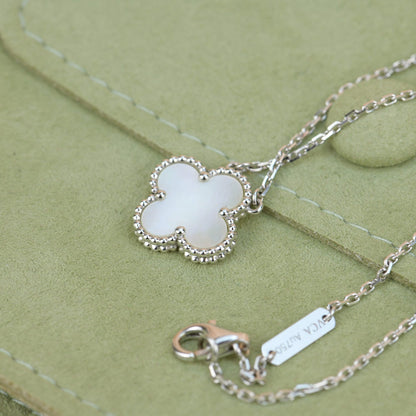 [Amore Jewelry]CLOVER  15MM WHITE MOTHER-OF-PEARL SILVER