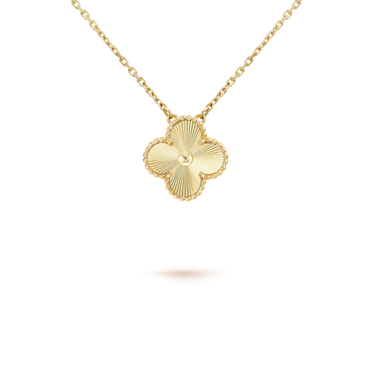[Amore Jewelry]CLOVER 15MM LASER NECKLACE